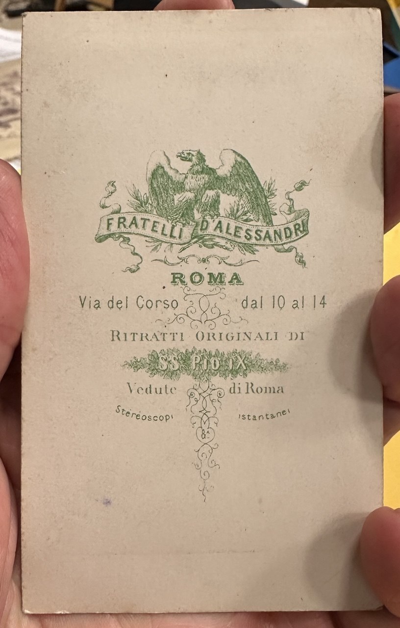 Verso : studio D'Alessandri, Via del Corso, Roma.